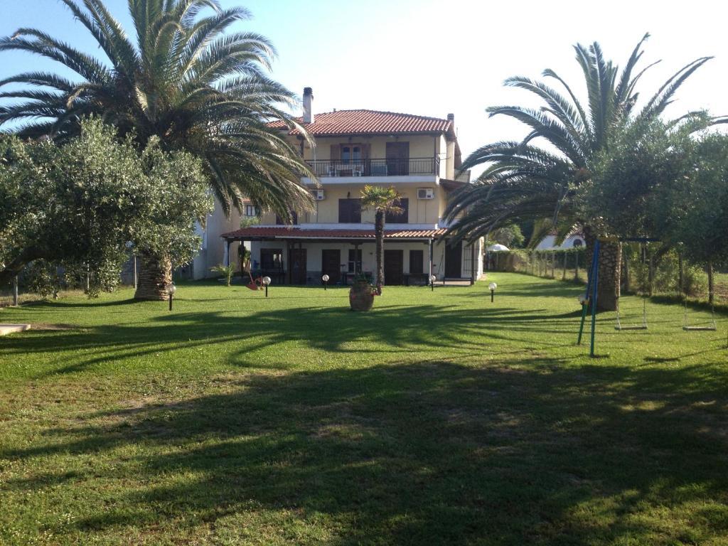 Villa Maria Polychrono Exterior photo